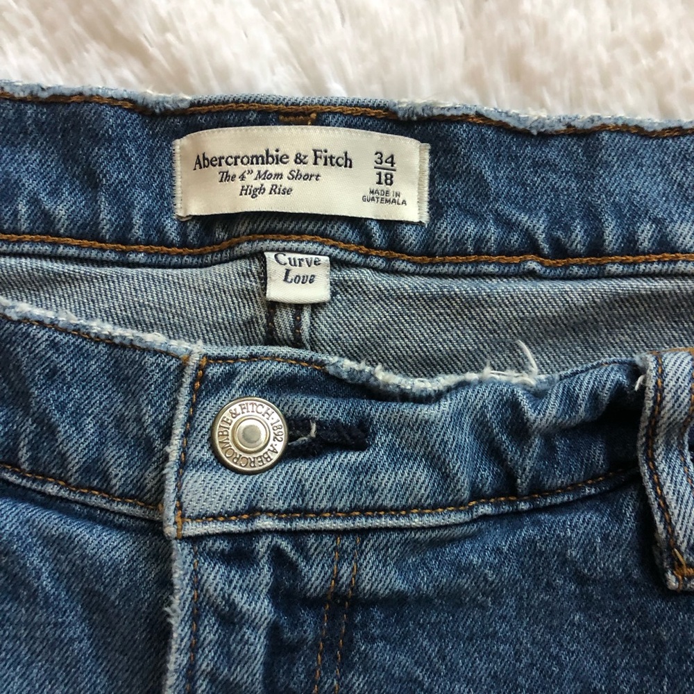 Abercrombie & Fitch Dark Blue Denim Frayed/Distressed Shorts - Picture 9 of 9